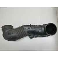 Патрубок воздушного фильтра BMW 1-serie E82/E88 (2007 - 2013) 13717804846