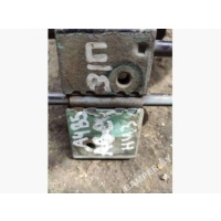 Петля двери задней правой Audi A4 B5 (S4,RS4) 1997 4a0833412a