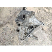 Кронштейн генератора Volkswagen Passat B5 1996 028903143af