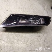 Фара противотуманная правая Skoda Octavia A7 2015 3V0941700