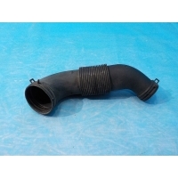 Патрубок воздушного фильтра VOLKSWAGEN Touareg 2002-2010 7L6129627F