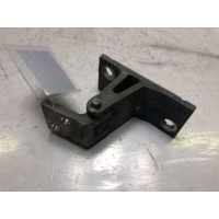 Петля двери передней левой Audi A8 D2 (S8) 1999 4D0831401