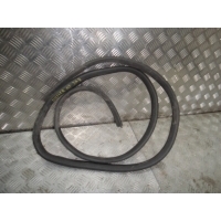 Уплотнитель двери Duster (12-) зад R на проём б\у (арт. 769230024R)