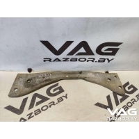 Кронштейн глушителя Volkswagen Passat B6 2008 3C0802128
