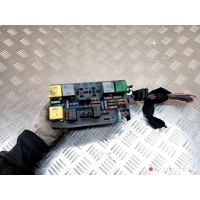 Блок предохранителей Mercedes R W251 2008 A1645402972,1645402972,1360221703
