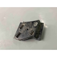 Крепление бампера заднего Audi A8 2001 4D0 807 572