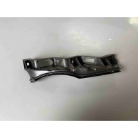 Крепление бампера переднего Volkswagen Passat 2008 3C0 807 889