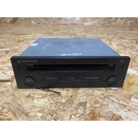 CD-чейнджер Volkswagen Passat 2003 3B7 035 110