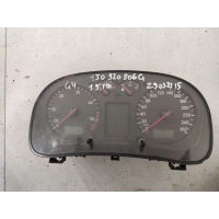Щиток приборов (приборная панель) Volkswagen Golf 4 2000 1J0920806G