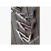 Петля крышки багажника Audi A6 C5 (S6,RS6) 2000 4b5827302c
