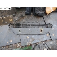 Решетка в бампер Ford Focus II 2008-2011 8M51-17B968-BE