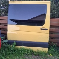 Дверь сдвижная правая Mercedes Sprinter W906 2015