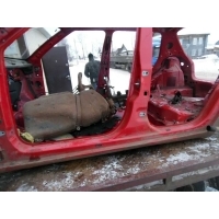 Порог кузова Fabia (07-15) L б\у (арт. 5J6809605D)