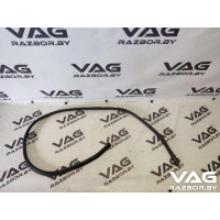 Уплотнитель капота Audi A6 C6 (S6,RS6) 2006 4F0823731