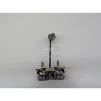 Ограничитель двери Renault Duster 2012 804305879R