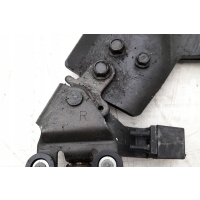 Нижние крепление дверь сдвижная mazda mpv ii lw ld47722c0a 2.0l дизель