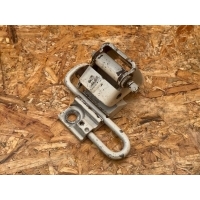 петля двери передней правой Audi A4 B7 2006 8E0831412E