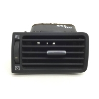 Решетка вентиляционная Toyota Corolla E120 2001-2007 5566002040B0