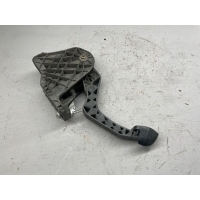 Педаль сцепления Volkswagen Passat B6 2005 1K0721796E