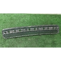 решетка в бампер центральная VW Touareg 2002-2010 25.11.2005 7L6853678A