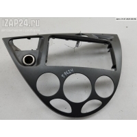 Рамка магнитолы Ford Focus I (1998-2005) 2004 98ABA046A04AEW