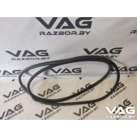 Уплотнитель двери задней правой Volkswagen Touareg 1 2005 7L0867365