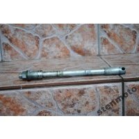 Болт для крепления колеса передняя ось , кавасаки гпз 500 prost