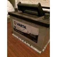 исправный аккумулятор varta 56ah 480a c14 чёрный динамич