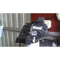 Замок двери перед. правая Volvo S80 2006-2016 2008 31253658
