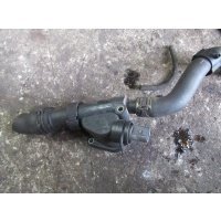 Патрубок (трубопровод, шланг) Volkswagen Golf 2004 038121132g