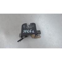 Замок багажника Volkswagen Polo 2001-2005 2004 6Q6827505E