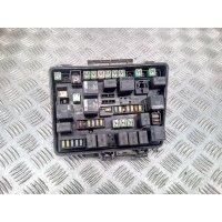Блок предохранителей Chrysler Pacifica 2004 05082054AA