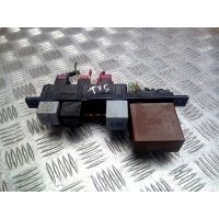 Блок реле Volkswagen Golf 4 (1997-2004) 2000 8L0941822
