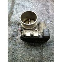 Заслонка дроссельная Audi A4 (B5) 1994-2000 2000 06B133062M
