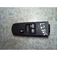 Блок управления стеклоподъемниками Mitsubishi Colt 6 (2002-2012) 2006 MR587958