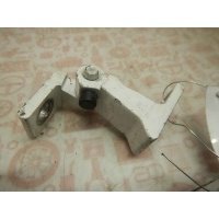 Петля двери передней правой Audi A5 8T (2007-2016) 2009 8K0831402D