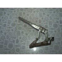 Петля капота левая Skoda Octavia 1Z (2004-2013) 2008 1z0823301c