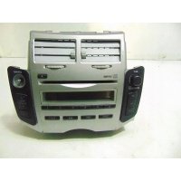 радио компакт - диск toyota yaris ii 86120 - 52470