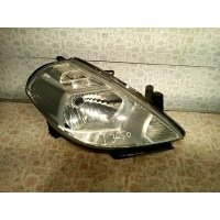 Фара передняя правая Nissan Tiida (C11) (2004-2014) 2009 26010EM01A