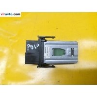 Сопротивление печки Volkswagen Polo 3 поколение (1994-2001) 1997 3131090055