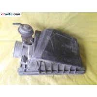Корпус воздушного фильтра /W10 1990-1997 1996