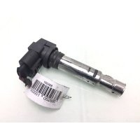 Катушка зажигания Volkswagen Golf 4 2003 036905715C