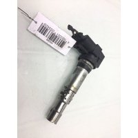 Катушка зажигания Volkswagen Golf 4 2001 036905715A
