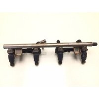 Топливная рампа Audi A4 B6 2002 06B133317N