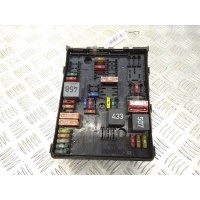 Блок предохранителей Volkswagen Touran (2003-2010) 2005 1K0937124K