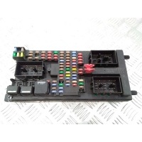 Блок предохранителей Land Rover Discovery 3 (2004-2009) 2006 519051502,YQE500300