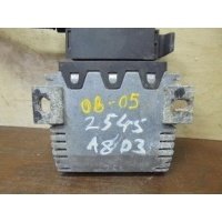 Блок управления топливным насосом Audi A8 D3 (4E) 2002 - 2010 2007 4E0906093B