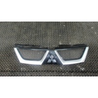 Решетка радиатора Mitsubishi Outlander XL 2006-2012 2007