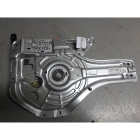 Стеклоподъемник передний правый Hyundai Tucson I 2004-2010 824062E000