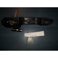Кронштейн ручки двери наружной левой Toyota Hilux VII 2004-2015 692040K011